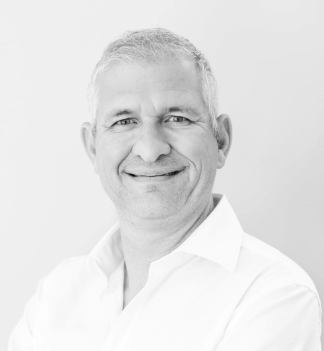 Dr. Robert Cassar